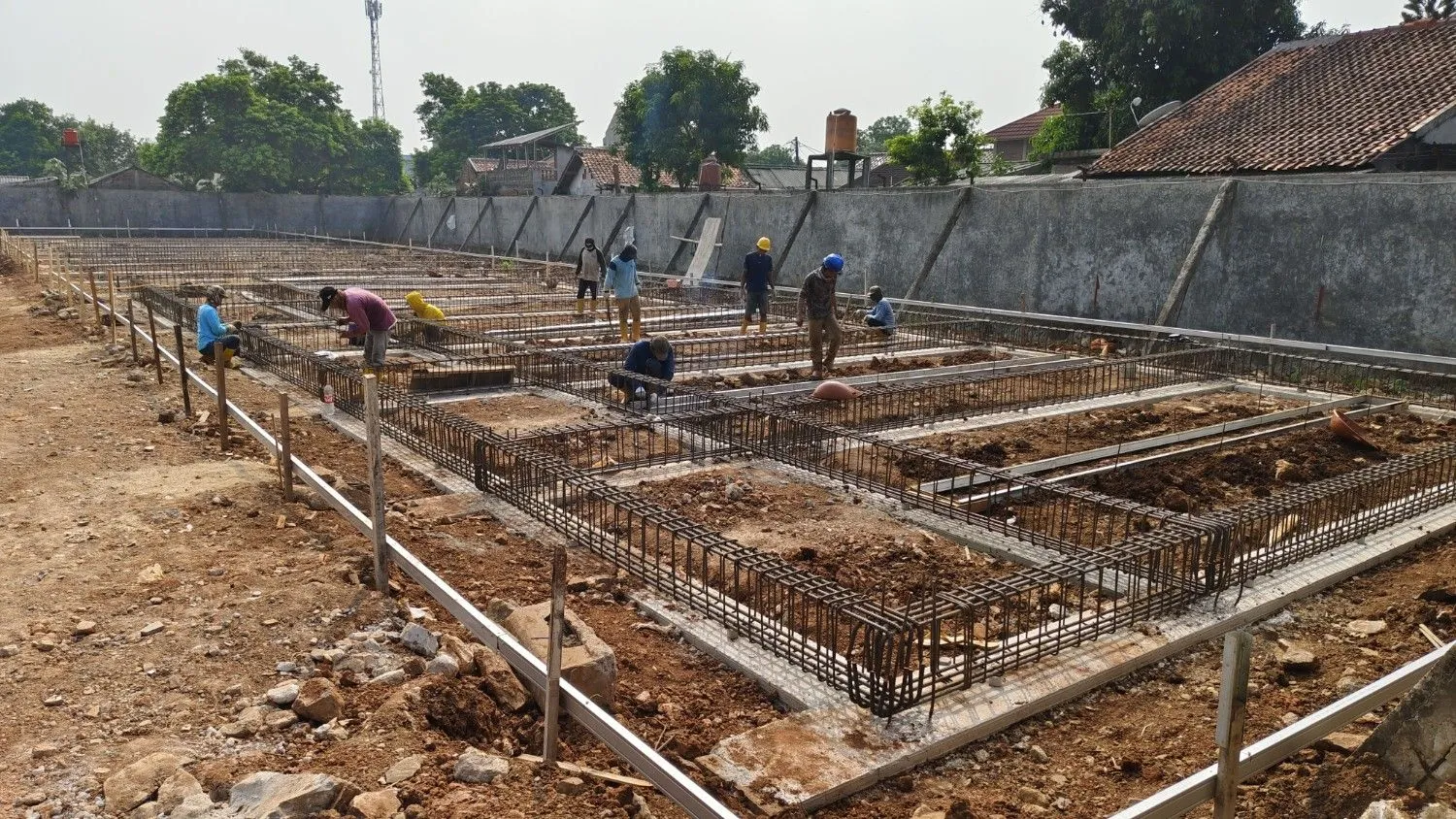 Project Konstruksi Realisasi Lapangan